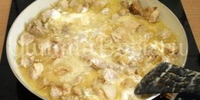 Рецепт драников с мясом в горшочках