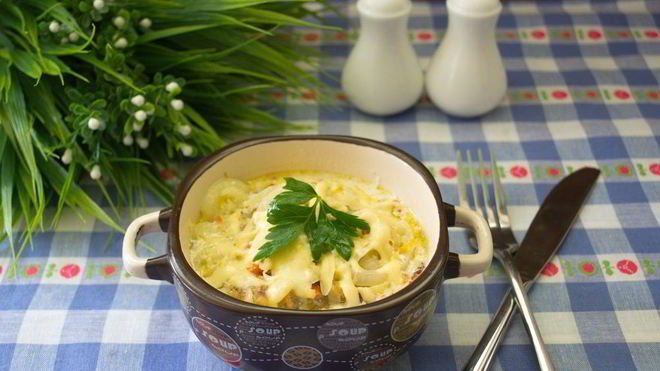 Рецепт драников в горшочках с мясом