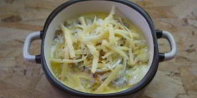 Рецепт драников в горшочках с мясом