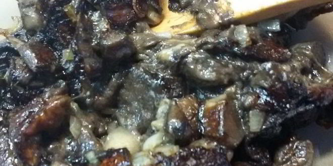 Рецепт драников, запеченных с грибами и мясом под сырным соусом