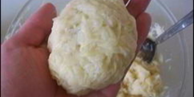 Рецепт картофельных драников с мясом под грибным соусом