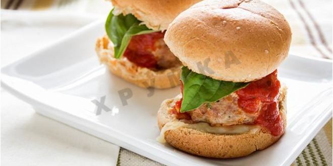 Рецепт Булочек с фрикадельками из индейки в духовке