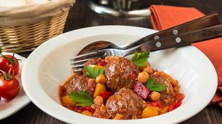 Рецепт Фрикаделек из баранины в овощном соусе