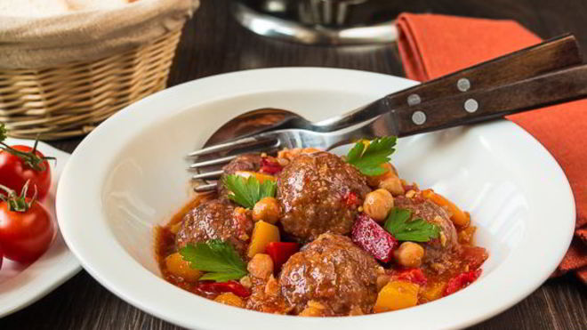 Рецепт фрикаделек из баранины в овощном соусе