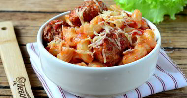 Рецепт Пасты в томате с фрикадельками