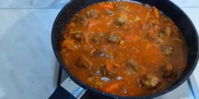 Рецепт спагетти с мясными фрикадельками в овощном соусе