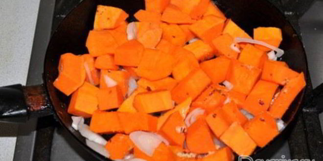 Рецепт гарнира из тыквы со сметаной к мясу
