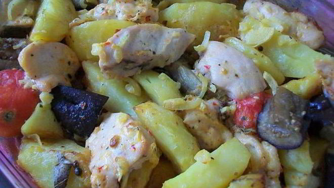 Рецепт картофеля с курицей и овощами