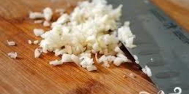 Рецепт картофеля в духовке с салом