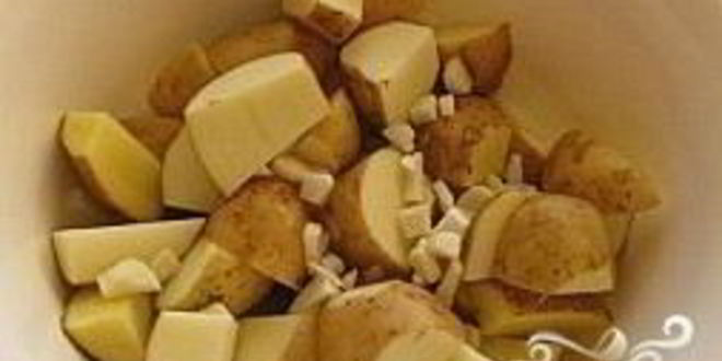 Рецепт картофеля в рукаве в духовке