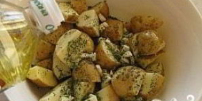 Рецепт картофеля в рукаве в духовке