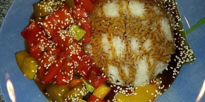 Рецепт Постного риса с овощами под соусом терияки