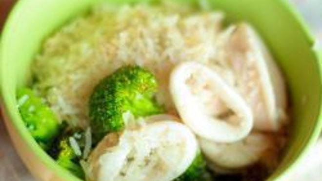 Рецепт риса с брокколи и кальмарами