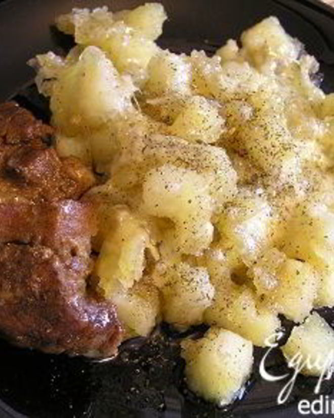 Рецепт жареного картофеля с расплавленным сыром