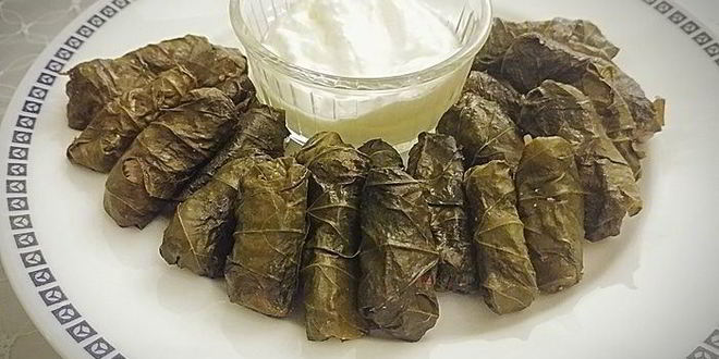 Рецепт Азербайджанской долмы в виноградных листьях