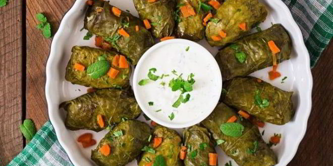 Рецепт Долмы с мясом в виноградных листьях