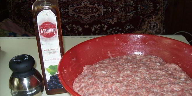 Рецепт голубцов в томатном сметанном соусе в духовке