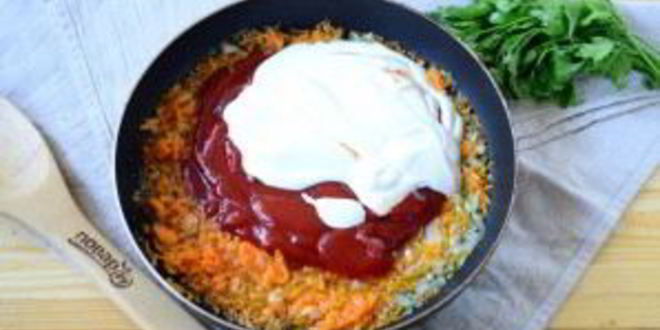 Рецепт запеченных голубцов в сметане и кетчупе