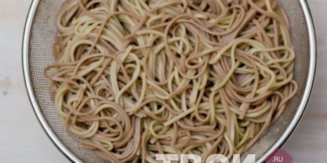 Рецепт гречневой лапши с овощами