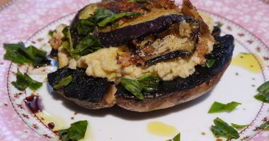 Рецепт Грибов на гриле с нутом и баклажанами