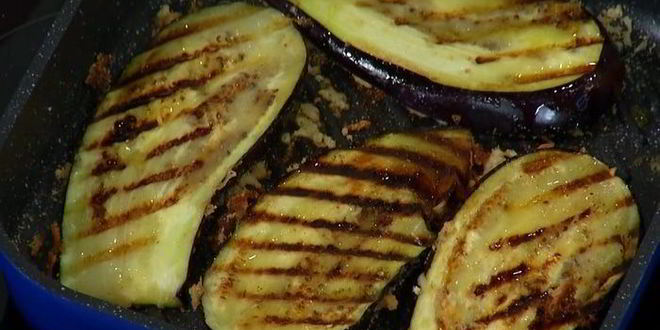 Рецепт грибов на гриле с нутом и баклажанами