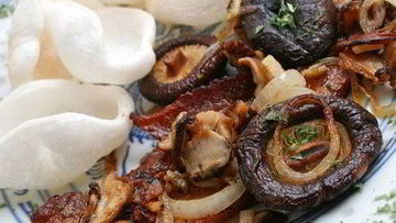 Рецепт Грибов с ветчиной и имбирем