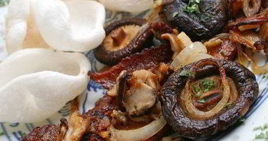 Рецепт Грибов с ветчиной и имбирем