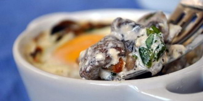 Рецепт грибов в сливках, запеченые с яйцом