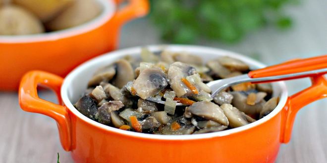 Рецепт грибов в сметане в мультиварке тушеные