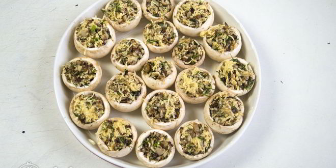 Рецепт шампиньонов фаршированных сыром