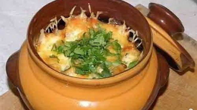 Рецепт шампиньонов с картошкой в горшочках