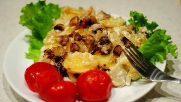 Рецепт Шампиньонов с картошкой в сметане