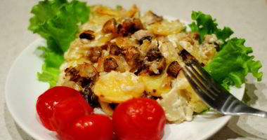 Рецепт Шампиньонов с картошкой в сметане