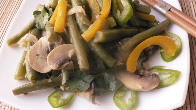 Рецепт тушеных грибов с овощами