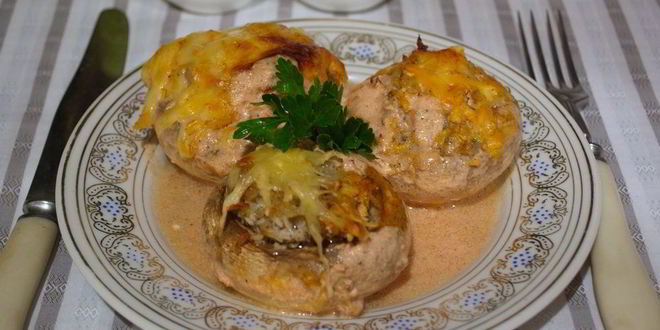 Рецепт Запеченных грибов с фаршем в духовке