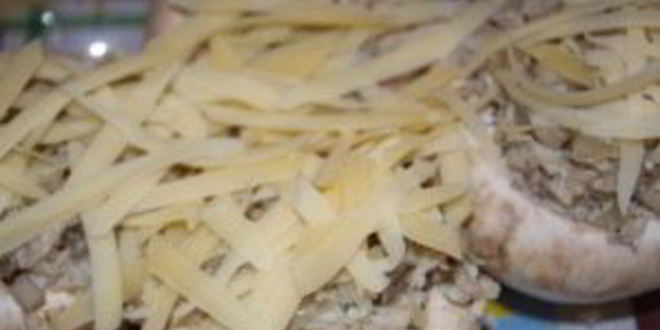 Рецепт запеченных грибов с фаршем в духовке