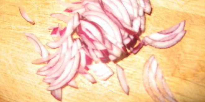 Рецепт гуляша из говядины в пиве с вишней и черносливом