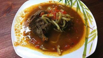 Рецепт Гуляша из гуся в казане на природе