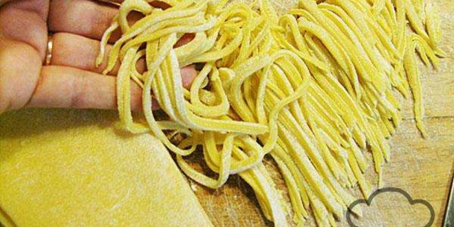 Рецепт гуляша из гуся в казане на природе