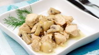 Рецепт Гуляша из индейки с грибами