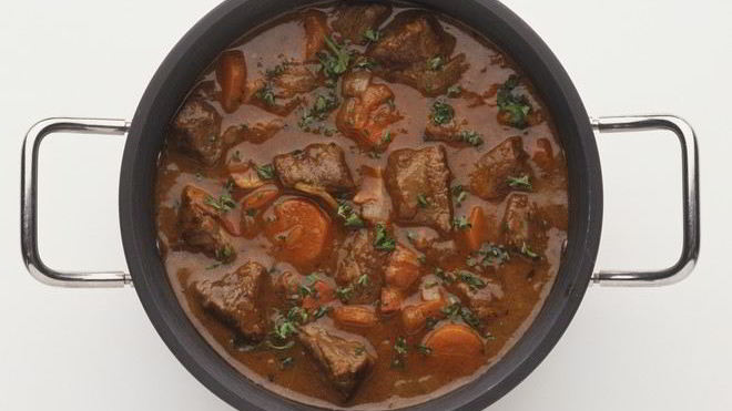 Рецепт гуляша из индейки с подливкой