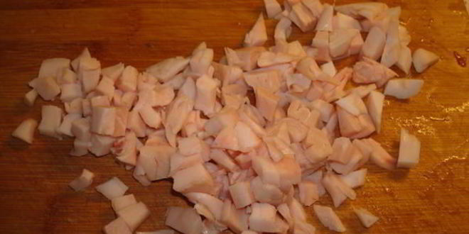 Рецепт гуляша из красной фасоли и курицы