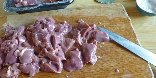 Рецепт гуляша из куриной печени