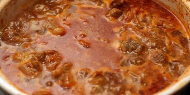 Рецепт гуляша из свинины с помидорами