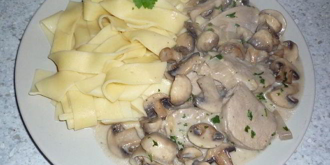 Рецепт гуляша из свинины с шампиньонами