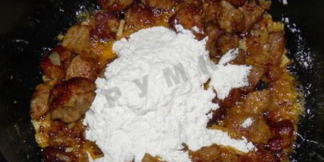 Рецепт гуляша из свинины в мультиварке