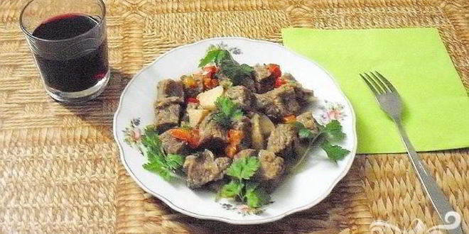 Рецепт Гуляша из телятины на Новый год