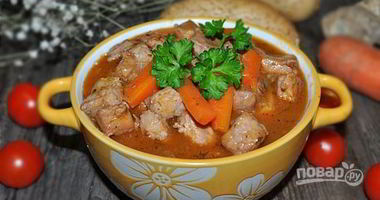 Рецепт Гуляша с красным вином