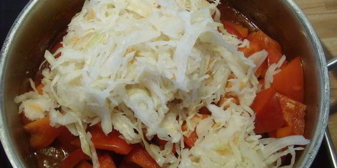 Рецепт гуляша с квашеной капустой