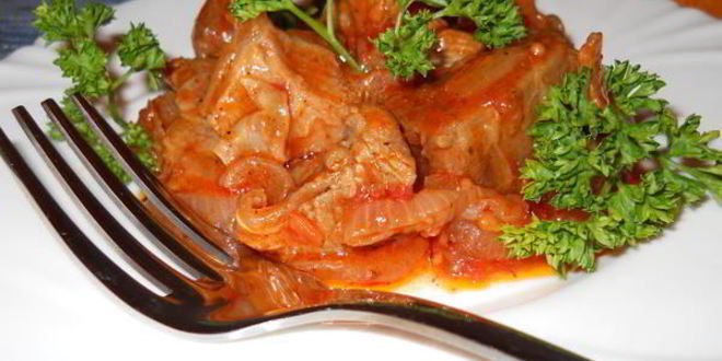 Рецепт гуляша телячий в томатном соусе